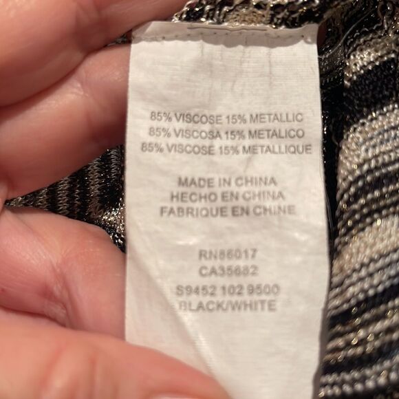 Chevron Patterned Dress - Picture 10 of 12